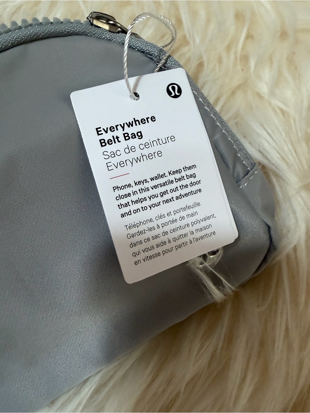 Lululemon everywhere belt Bag new - Picture 6 of 6